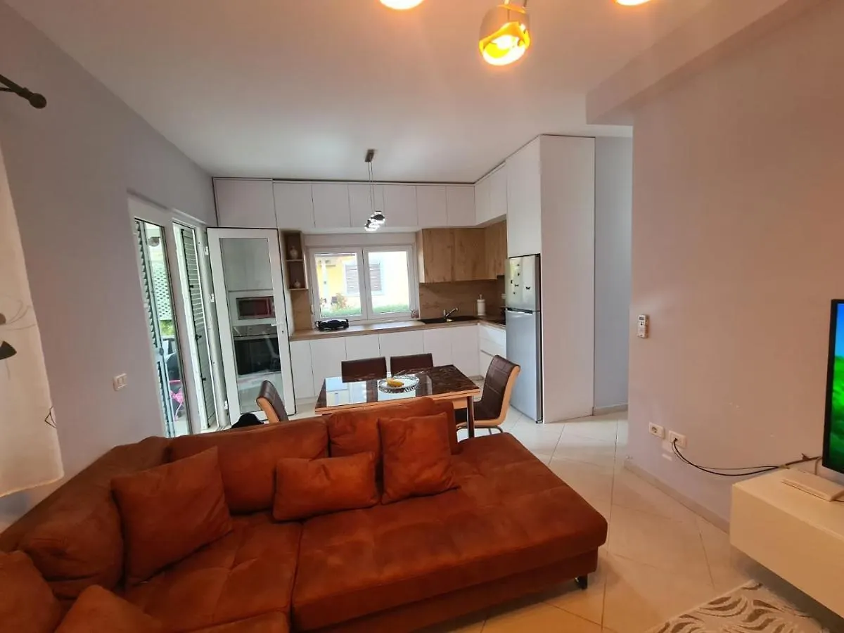 Beach House Gjiri I Lalzit,Mulliri I Danit Plazhi San Pietro Lägenhet