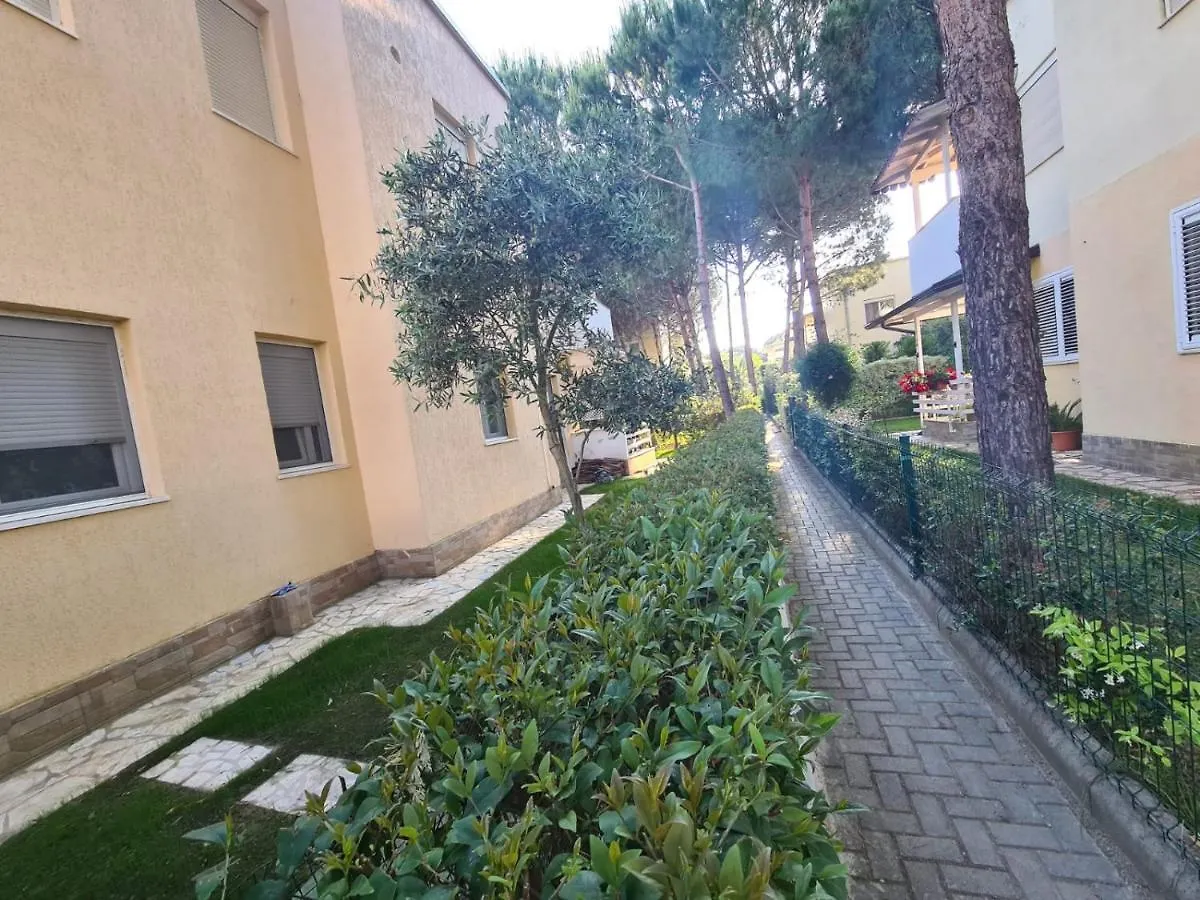Apartment Gjiri U Lalzit ,Vacation Home Plazhi San Pietro