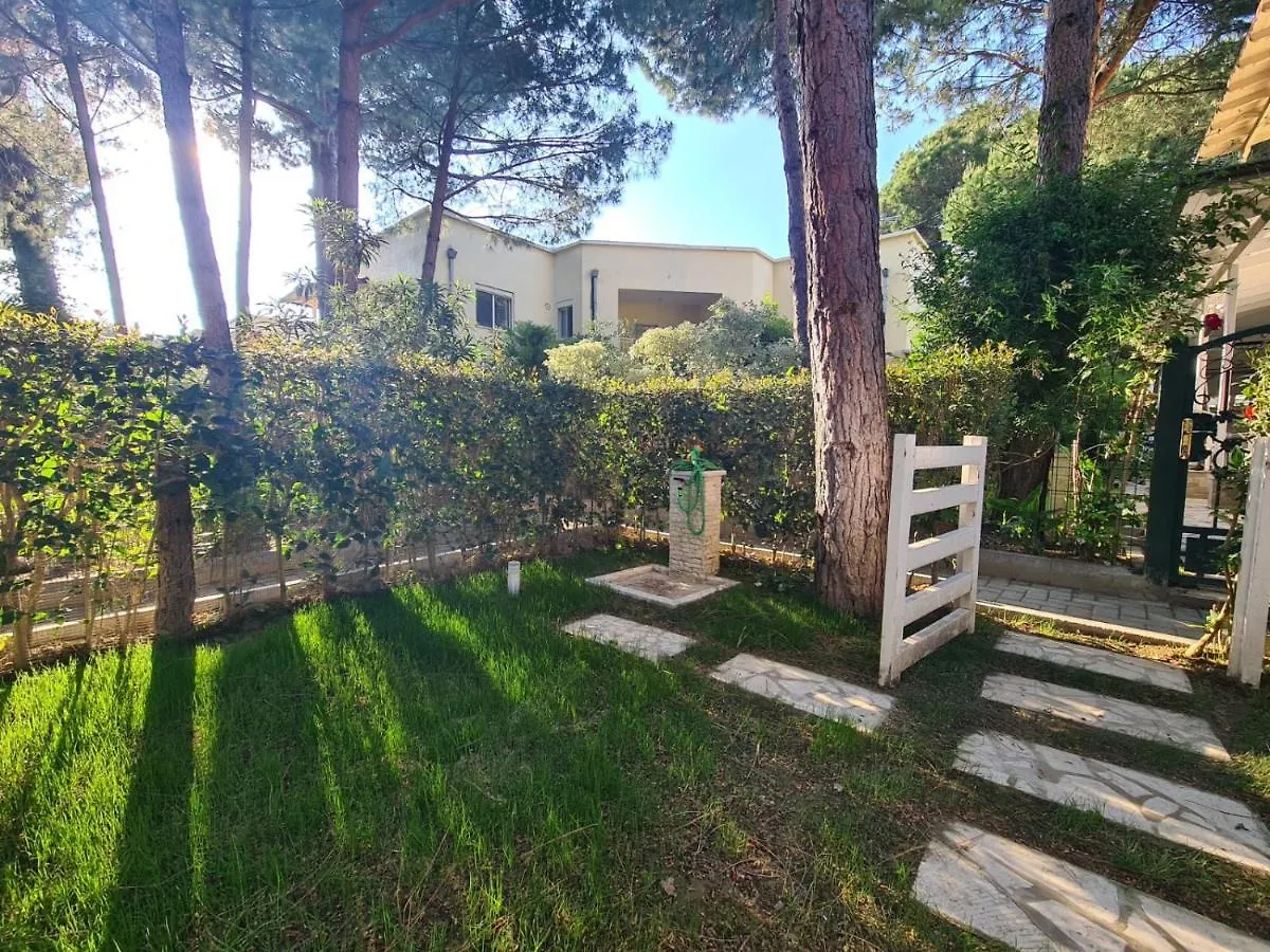 Gjiri U Lalzit ,Vacation Home Plazhi San Pietro Albania
