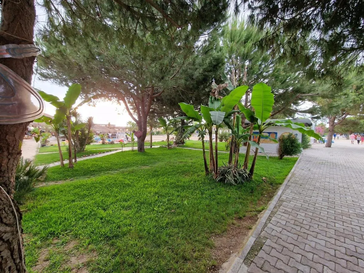 Gjiri U Lalzit ,Vacation Home Plazhi San Pietro 0*,